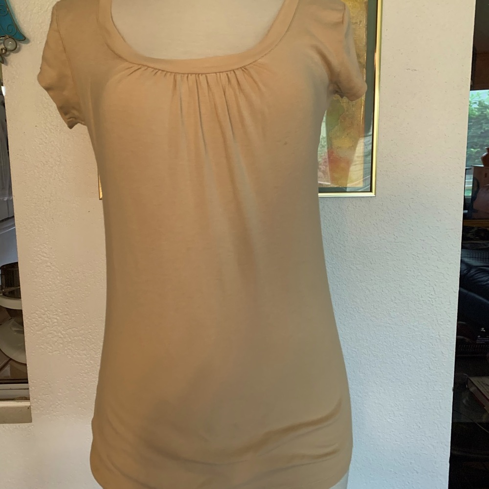 Michael stars soft yellow tee